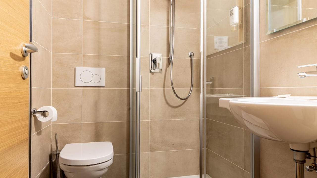 B&B Hotel Sonneck Natz-Schabs Екстериор снимка